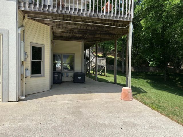 1829 Bay Pointe Drive, Hixson, TN 37343