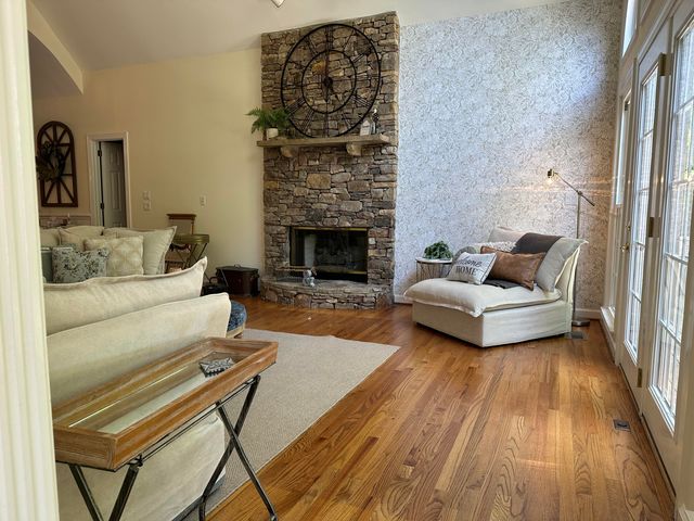 1829 Bay Pointe Drive, Hixson, TN 37343