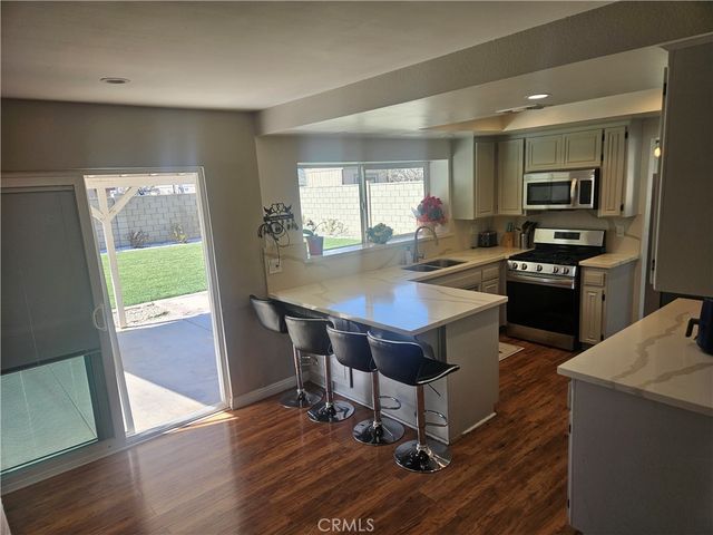 37323 Daybreak Street, Palmdale, CA 93550
