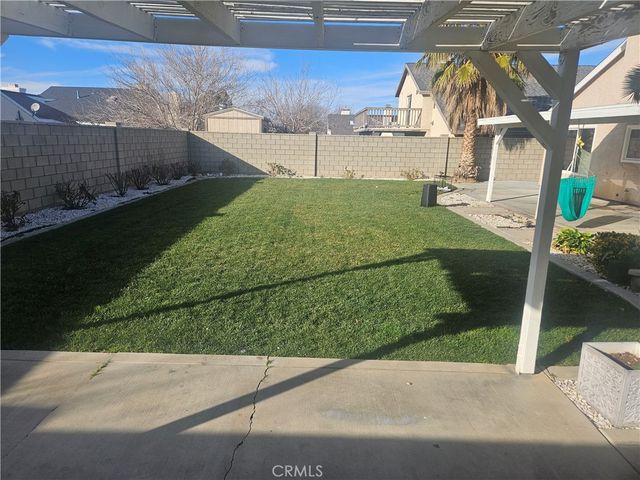 37323 Daybreak Street, Palmdale, CA 93550