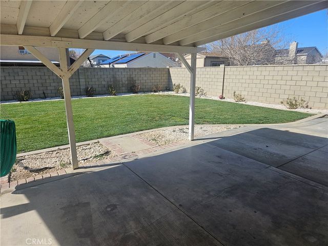 37323 Daybreak Street, Palmdale, CA 93550