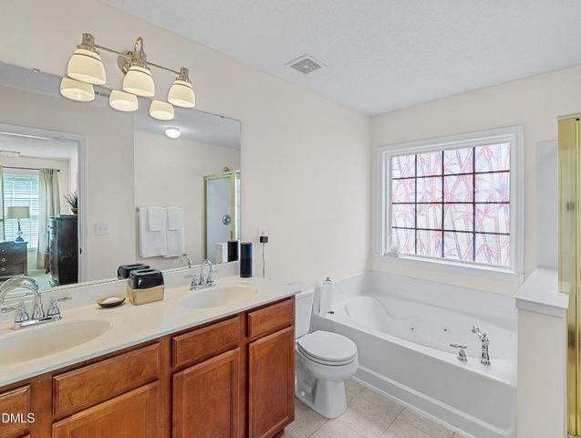 8911 Elizabeth Benneth Place, Raleigh, NC 27616