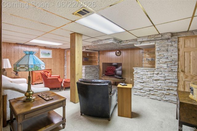 28143 W 12 Mile Road, Farmington Hills, MI 48334
