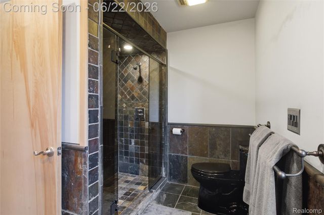 28143 W 12 Mile Road, Farmington Hills, MI 48334