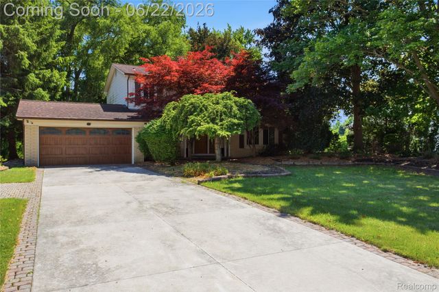 28143 W 12 Mile Road, Farmington Hills, MI 48334