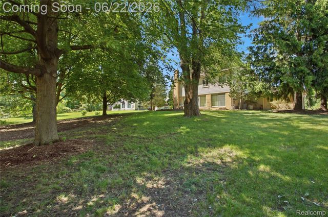 28143 W 12 Mile Road, Farmington Hills, MI 48334