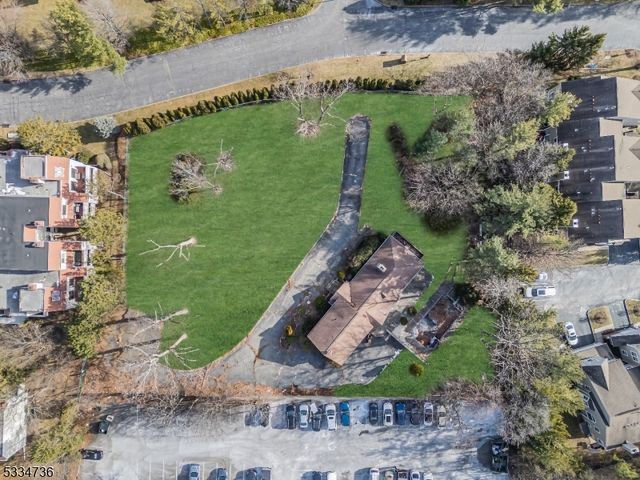 1 Blueberry Bend, West Orange Twp., NJ 07052