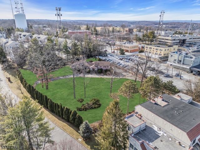 1 Blueberry Bend, West Orange Twp., NJ 07052