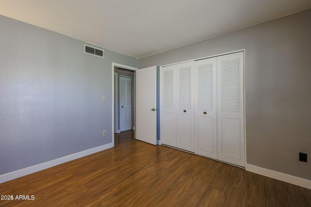 4654 W TUCKEY Lane, Glendale, AZ 85301