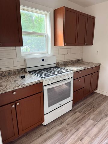 725 Lincoln Street, Waterloo, IA 50703