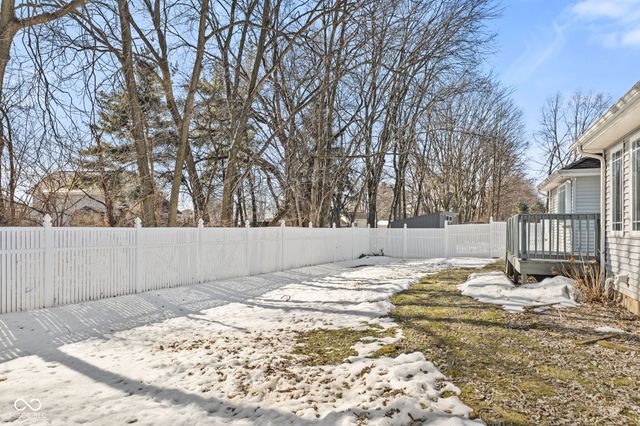 3801 S Station Drive, Columbus, IN 47203