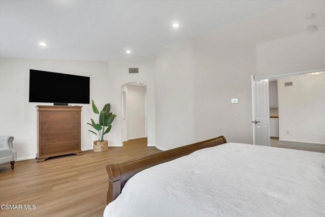 1022 Cactus Court, Newbury Park, CA 91320