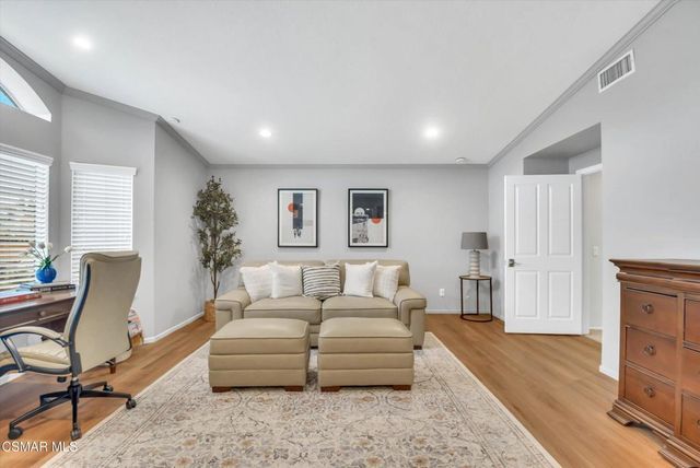 1022 Cactus Court, Newbury Park, CA 91320
