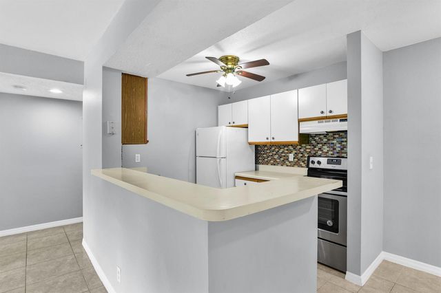 3995 W Mcnab Road B205, Pompano Beach, FL 33069