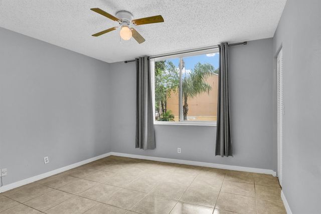3995 W Mcnab Road B205, Pompano Beach, FL 33069