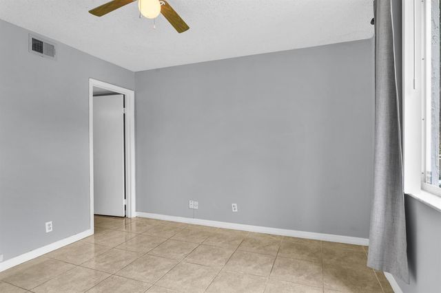 3995 W Mcnab Road B205, Pompano Beach, FL 33069