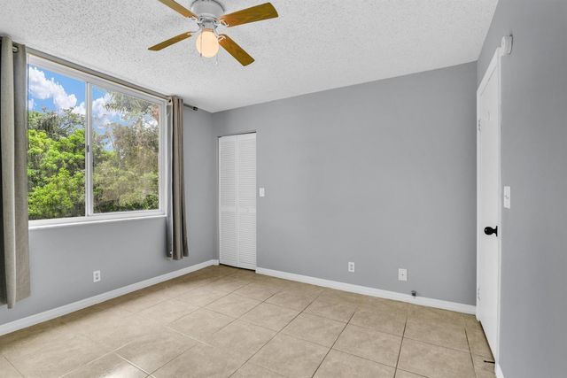 3995 W Mcnab Road B205, Pompano Beach, FL 33069