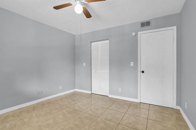 3995 W Mcnab Road B205, Pompano Beach, FL 33069