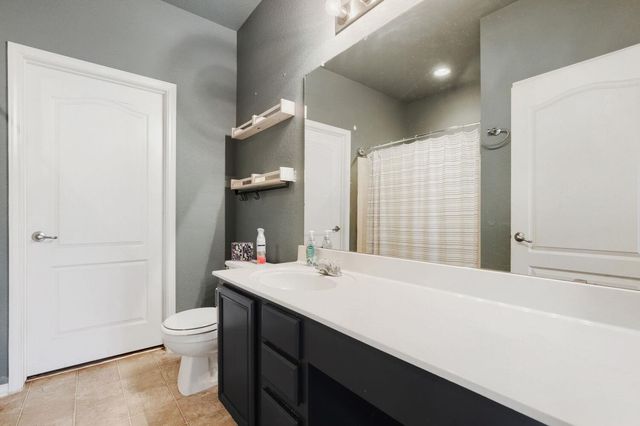 5809 Alomar CV, Del Valle, TX 78617