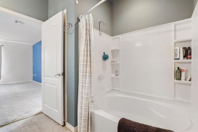 5809 Alomar CV, Del Valle, TX 78617