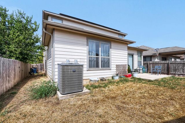 5809 Alomar CV, Del Valle, TX 78617