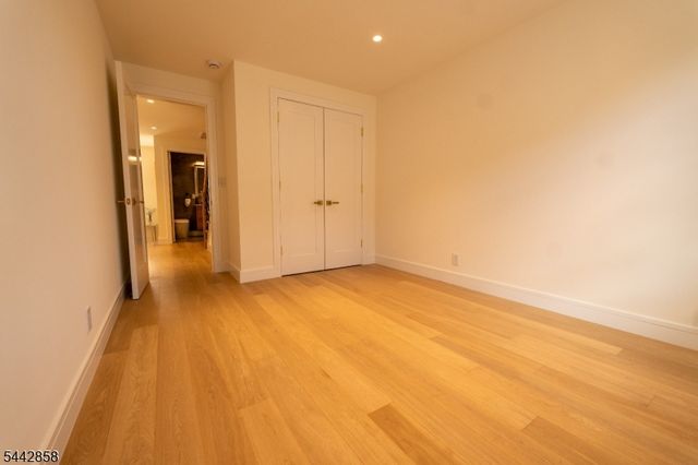 155 Waldo Pl, Englewood City, NJ 07631