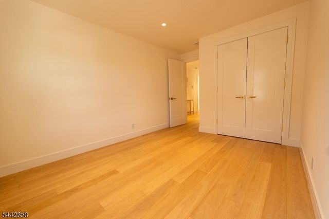 155 Waldo Pl, Englewood City, NJ 07631