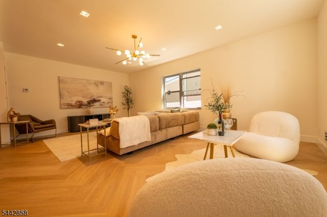 155 Waldo Pl, Englewood City, NJ 07631