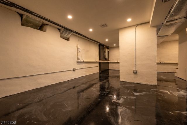 155 Waldo Pl, Englewood City, NJ 07631