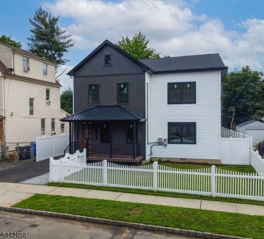 155 Waldo Pl, Englewood City, NJ 07631