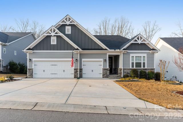 246 Broadleaf Drive, Denver, NC 28037