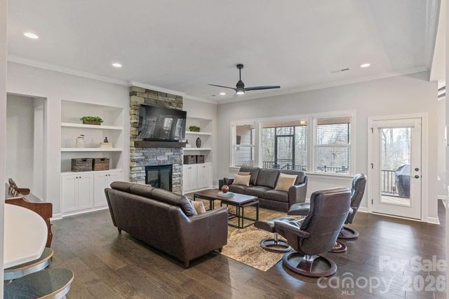 246 Broadleaf Drive, Denver, NC 28037