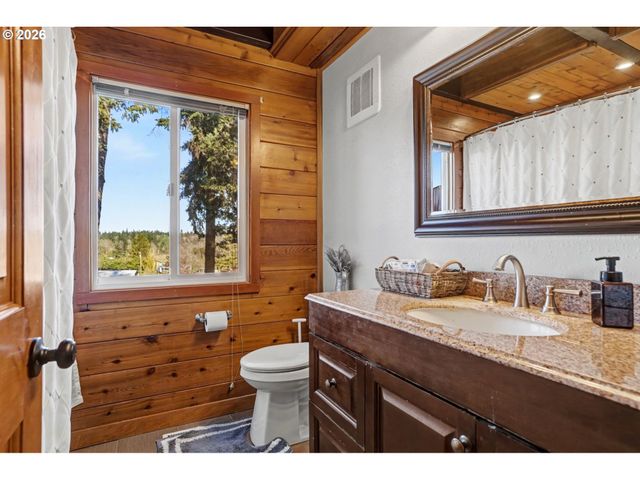 9915 MARQUAM Cir, Molalla, OR 97038