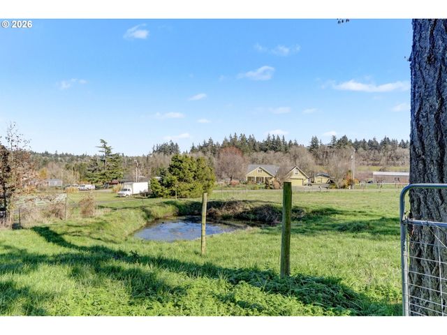 9915 MARQUAM Cir, Molalla, OR 97038