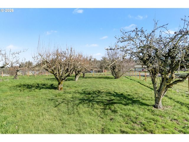 9915 MARQUAM Cir, Molalla, OR 97038