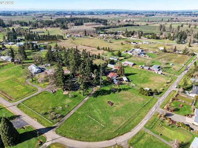 9915 MARQUAM Cir, Molalla, OR 97038