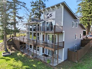 9915 MARQUAM Cir, Molalla, OR 97038