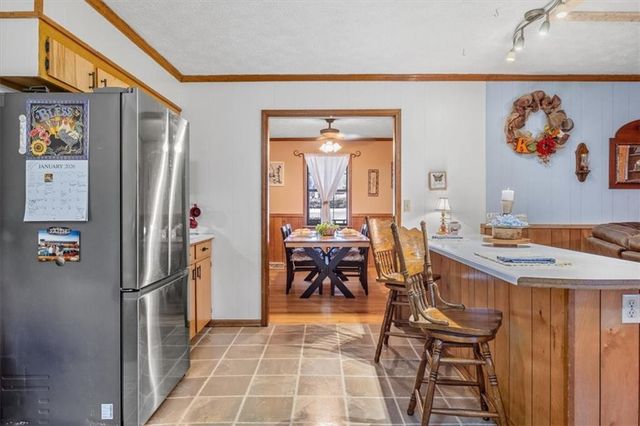 463 Compton SE Road, Silver Creek, GA 30173