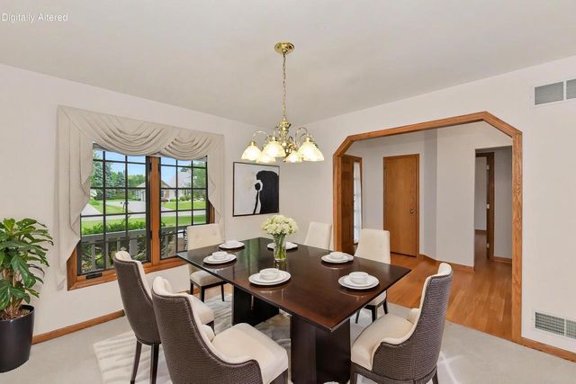 N22W26761 Shooting Star ROAD, Pewaukee, WI 53072