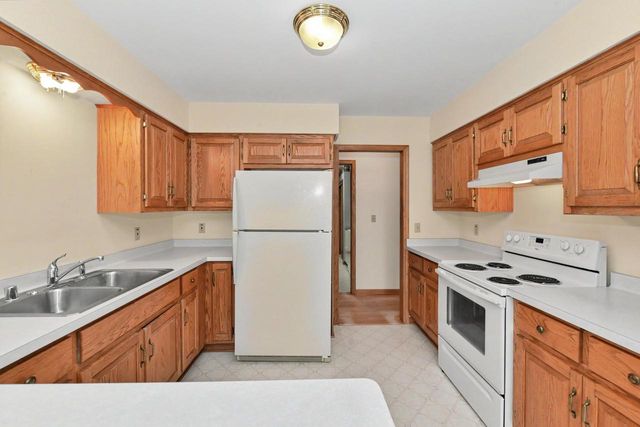 N22W26761 Shooting Star ROAD, Pewaukee, WI 53072