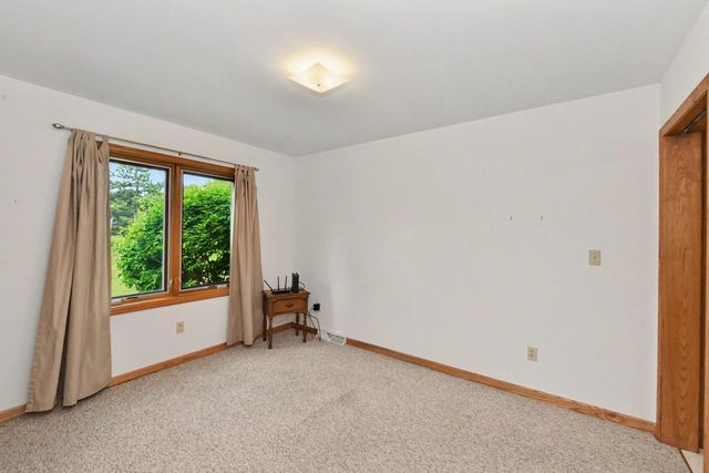N22W26761 Shooting Star ROAD, Pewaukee, WI 53072