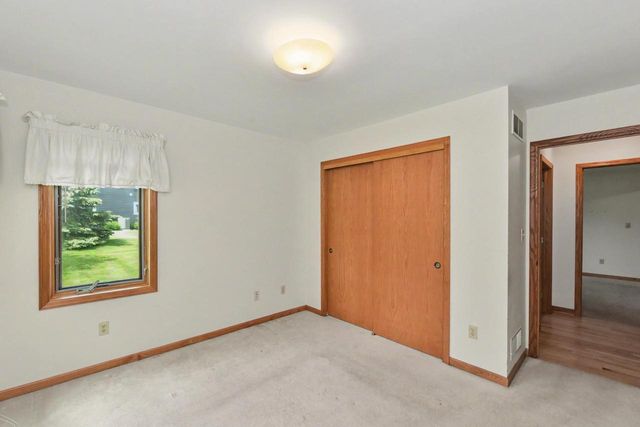 N22W26761 Shooting Star ROAD, Pewaukee, WI 53072
