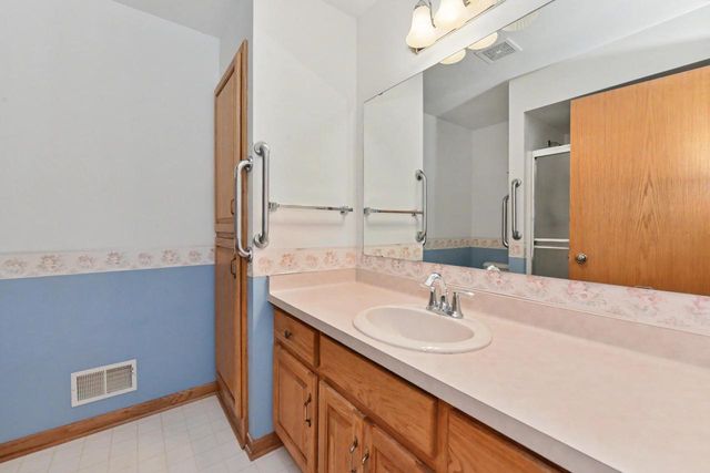 N22W26761 Shooting Star ROAD, Pewaukee, WI 53072