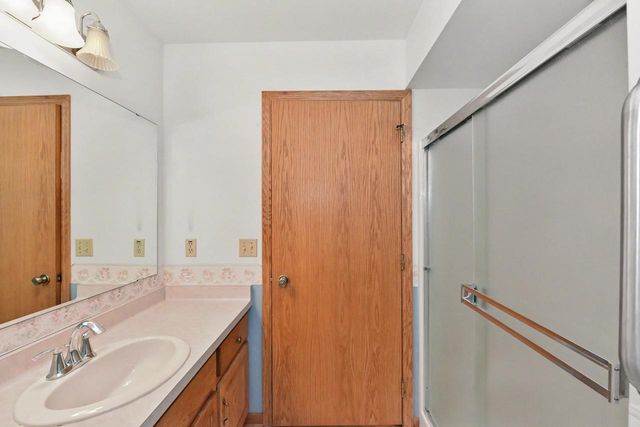 N22W26761 Shooting Star ROAD, Pewaukee, WI 53072