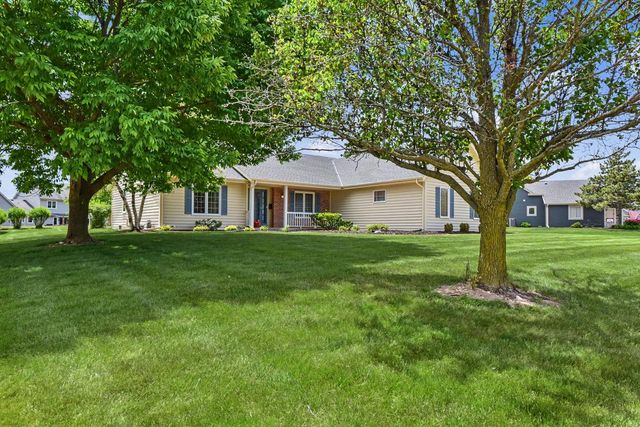 N22W26761 Shooting Star ROAD, Pewaukee, WI 53072