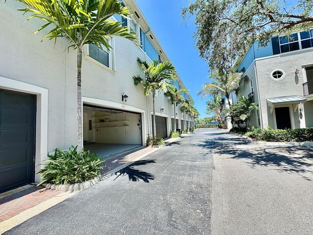 326 NW 1st Street, Delray Beach, FL 33444