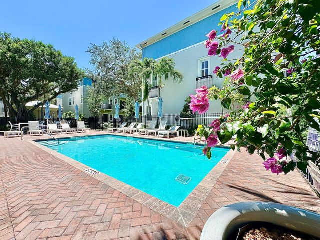326 NW 1st Street, Delray Beach, FL 33444