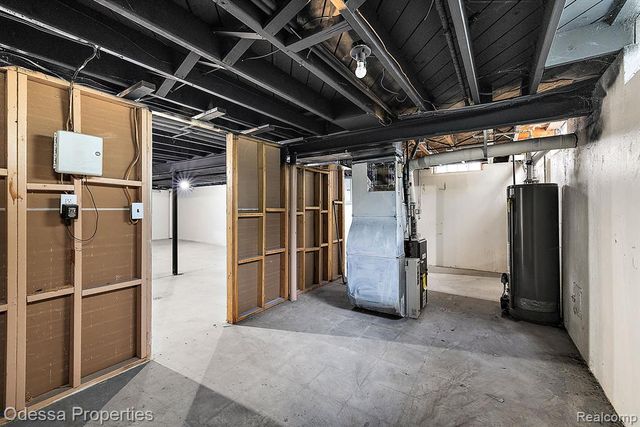 32038 Pembroke Street, Livonia, MI 48152