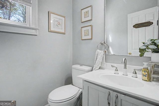 325 Camber Woods Court, Roswell, GA 30076