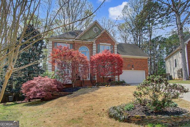 325 Camber Woods Court, Roswell, GA 30076